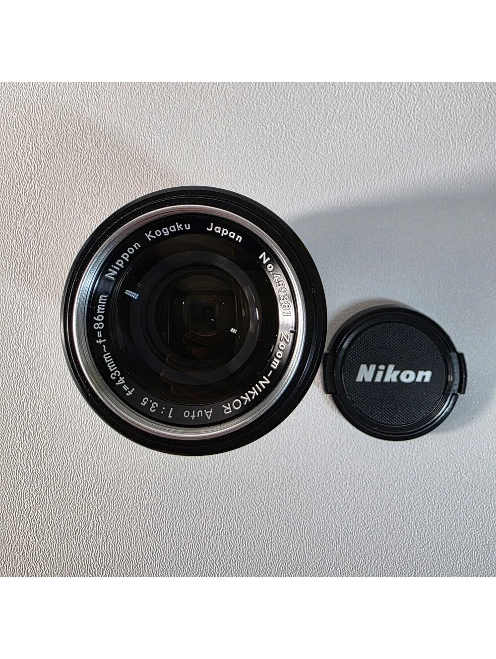 Clean Nikon Zoom-Nikkor Auto f/3.5 43mm-86mm Non-AI Camera Lens w/ Nikon Caps